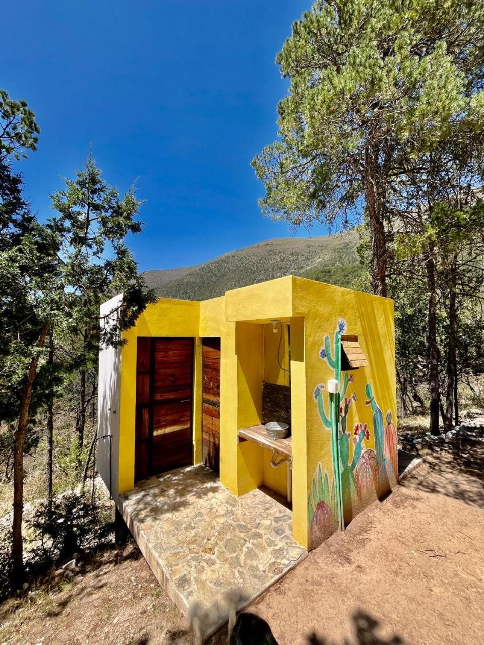 Camping En La Sierra De Arteaga Los Lirios Kültér fotó